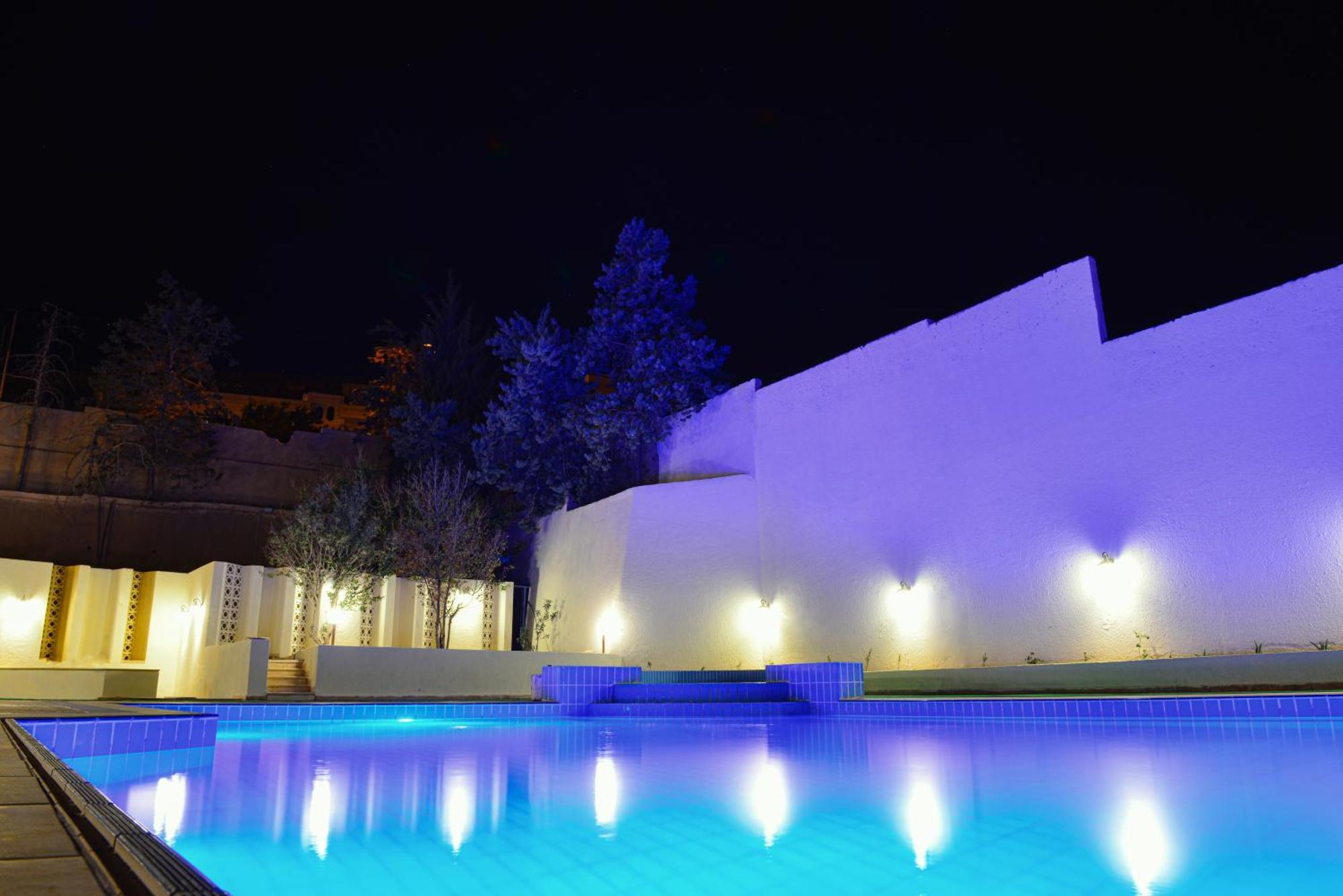 Hotel Petra Castle